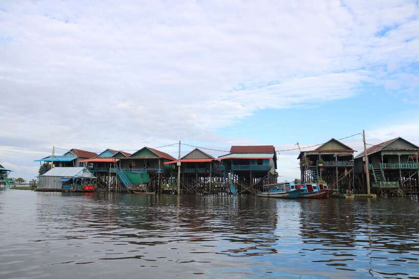 Siem Reap: Tonle Sap Lake - Fishing Village & Flooded Forest - The countryside village stop: Khmer snacks and everyday work
