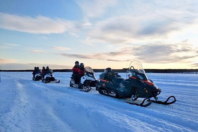 Snowmobile and Ice Fishing Experience - How this 4.5-hour winter day actually feels in Rovaniemi