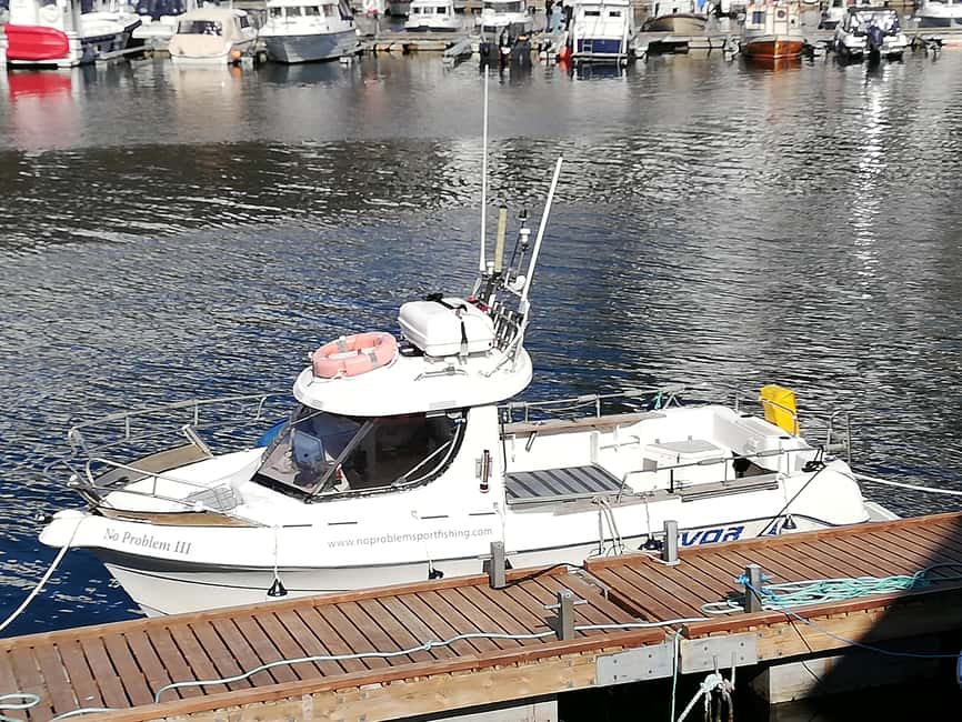 Svolvaer: Fishing Trips with a personal touch - Meet Behind Circle K and get suited for real cold