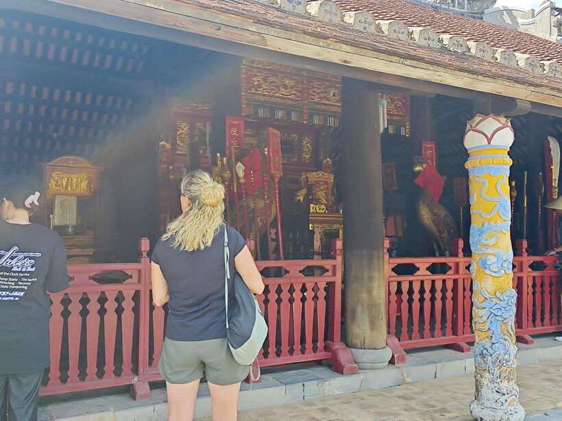 Tam Giang Lagoon & Boat Day Trip with Fishing Experience - Leaving Hue at 14:00: Duong No, Uncle Ho, and a calmer start