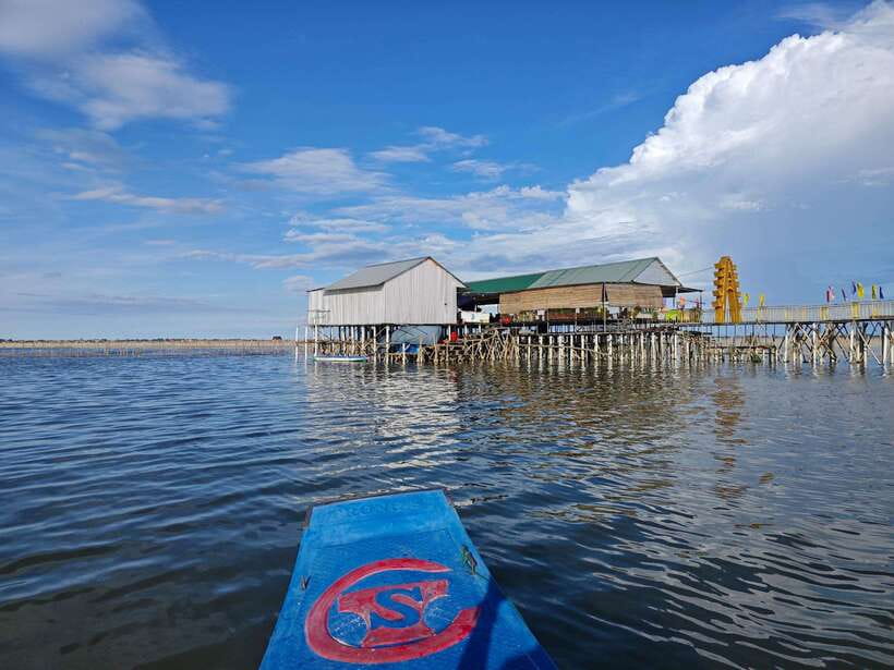 Tam Giang Lagoon & Boat Day Trip with Fishing Experience - Dam Chuon and the wide lagoon: When the water opens up