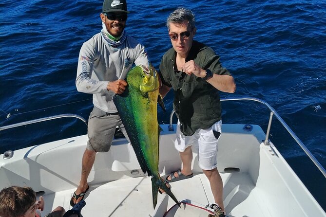 Ultimate Fishing Experience in Cabo - Wildlife bonus: whales, turtles, dolphins, sea lions