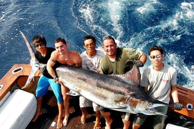 Ultimate Full-Day Big Game Fishing & Trolling Tour - Comfort Rules: Sun, Shoes, and Motion on an 8-Hour Cruise