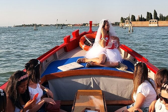 Venice: Relaxing Sunset Ride aboard old fishing boat - Vignole vineyards and the Dorona grape story you’ll actually remember