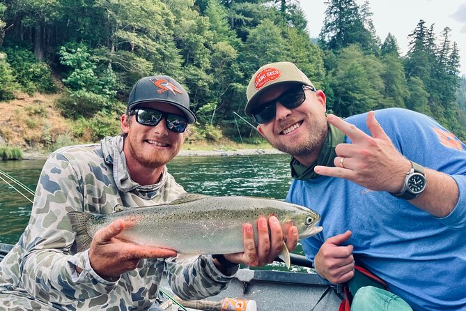 Whitewater Fishing and Rafting Experience in Rogue River - What to bring: you’re provided the fishing setup, but you’ll still need to think