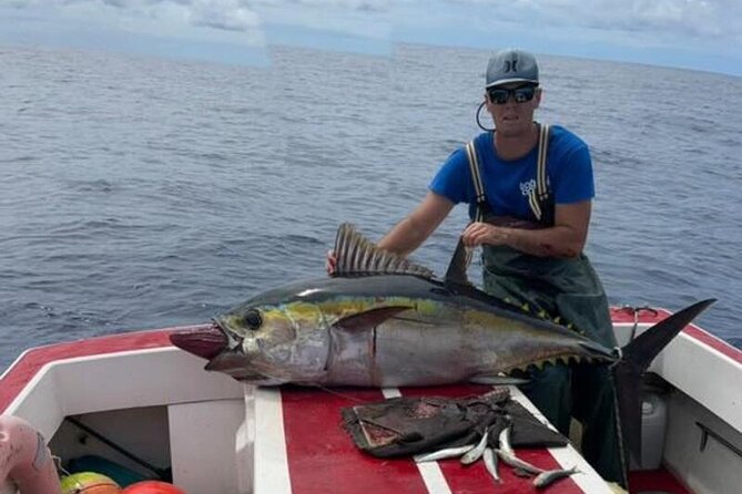 Wholesale Fishing in Poti Marara at Tahiti Teahupoo Peninsula - What “wholesale fishing” means for your expectations