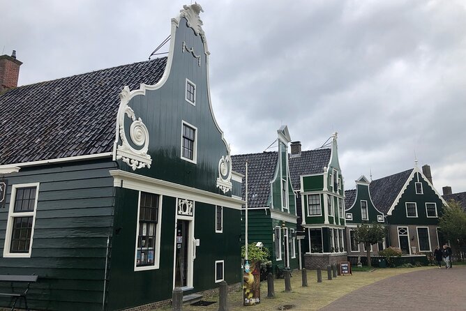 Zaanse Schans Windmills, Countyside & Fishing Villages - How the pickup and private guide shape your day