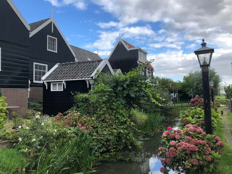 Zaanse Schans Windmills, Fishing Villages & Countryside - Private guide value: how Steven keeps it personal
